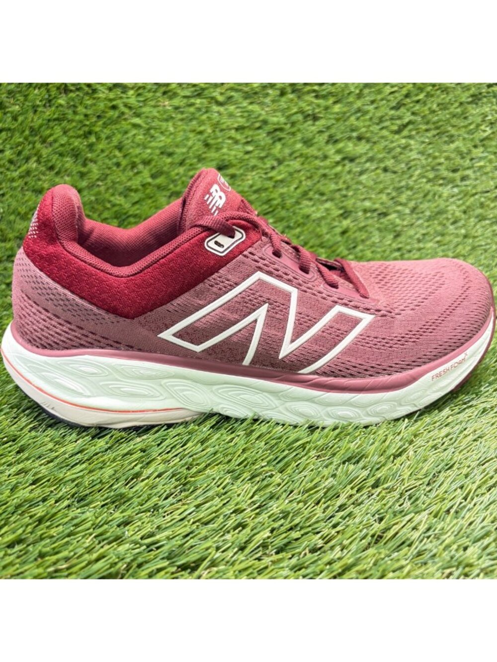 New Balance Fresh Foam X 860v14 Womens Size 9 Burgundy Running Shoes Sneakers
